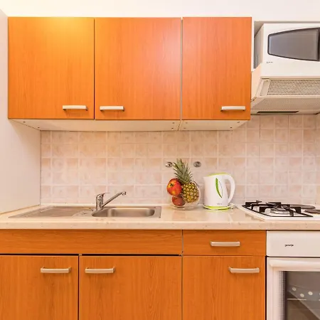 Jere-2 By Interhome Apartament Pula